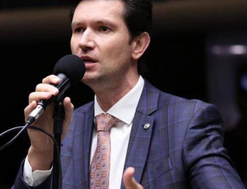Deputado Gilson Marques protocola projeto que dá segurança jurídica ao uso de criptomoedas em contratos privados no Brasil