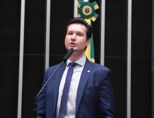 Projeto de Gilson Marques restringe cobrança de anuidades por conselhos profissionais